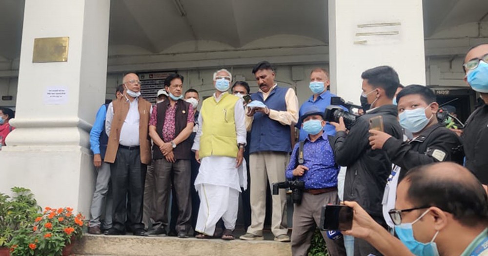 निर्वाचन आयोगले पार्टी फुटाउने काम गरेको राजेन्द्र महतोको आरोप