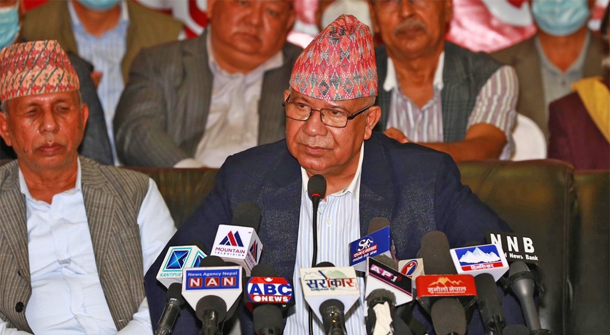 नेपाली हितको कुठाराघात नगर्ने गरी एमसीसी अगाडि बढाउनुपर्छ : माधव नेपाल