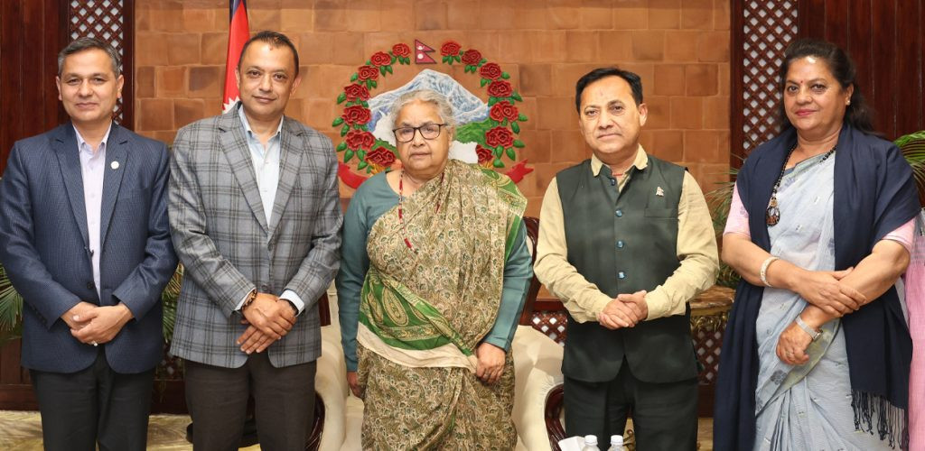 कांग्रेसका शीर्ष नेताले भेटे प्रधानमन्त्री  कार्कीलाई