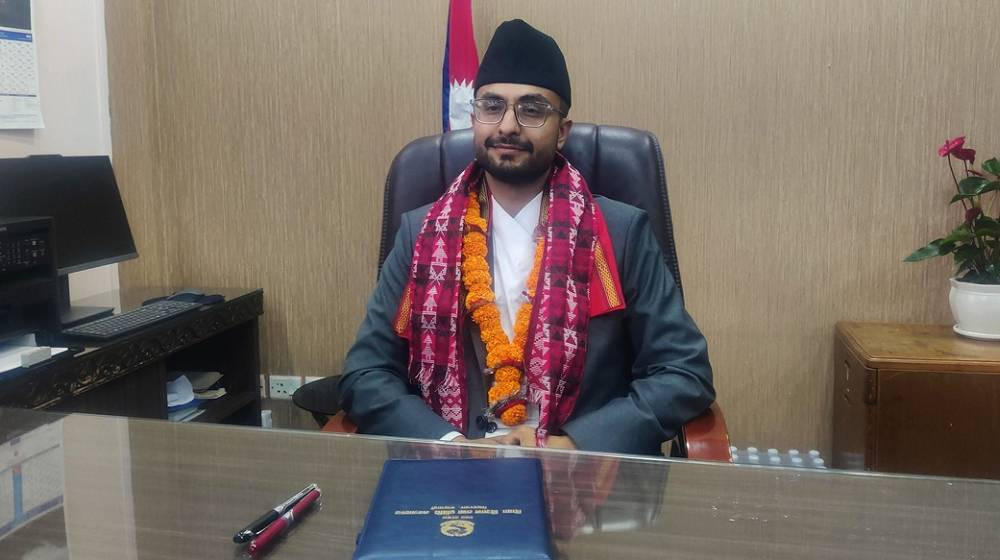 बजेट अभावमा बालबालिकाको पढ्ने अधिकार हनन् गरिदैंन – शिक्षामन्त्री