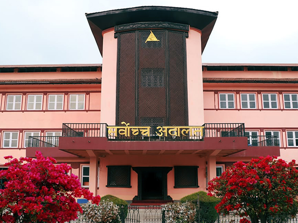निजी मिडियालाई सरकारी विज्ञापन नदिने सरकारको निर्णयविरुद्ध सर्वोच्चमा रिट दायर