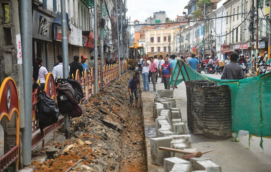 काठमाडौं महानगरमा असार १ गतेदेखि सडक तथा फुटपाथ खन्न रोक्का